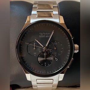 HB1513762 - Hugo Boss Men’s Peak Chronograph Watch